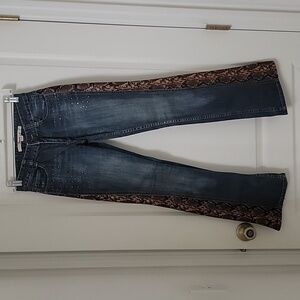 Only Jeans Size Unknown (measurements = 26) Boot Cut Snake Print Jeans, GUC